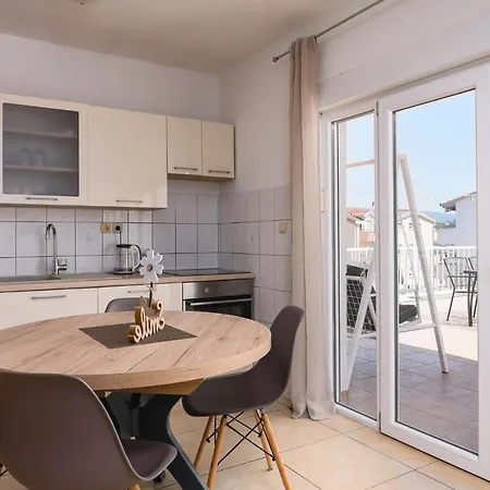 Planikovica Appartement *
