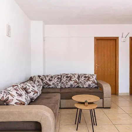 Planikovica Apartment